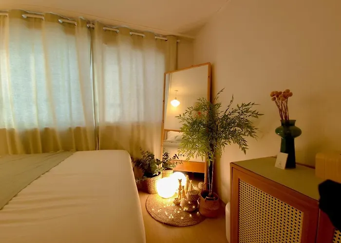 Apartment Embrace The Stars *
